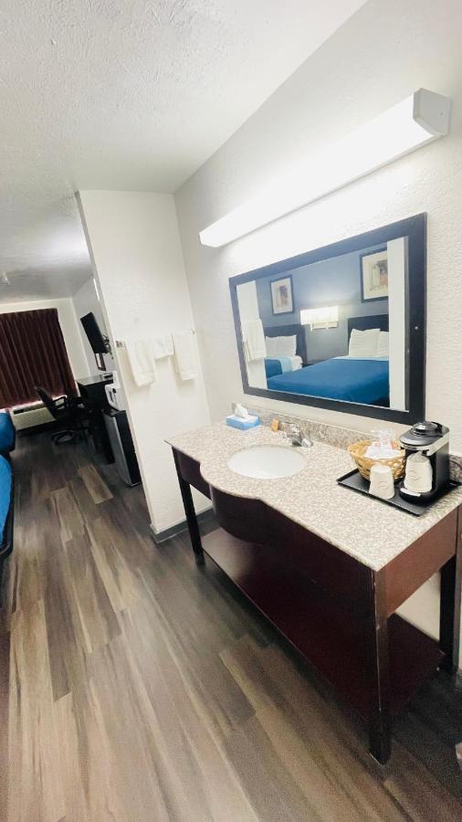Pinckneyville Inn And Suites Luaran gambar
