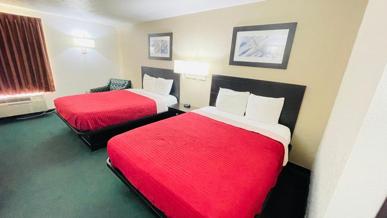 Pinckneyville Inn And Suites Luaran gambar
